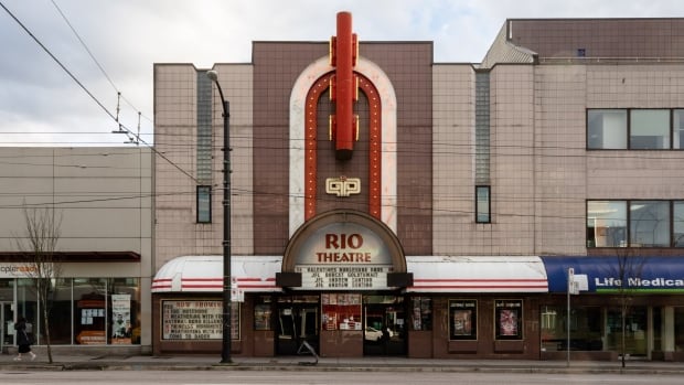 Los cines de la Columbia Británica se preparan para reabrir el martes