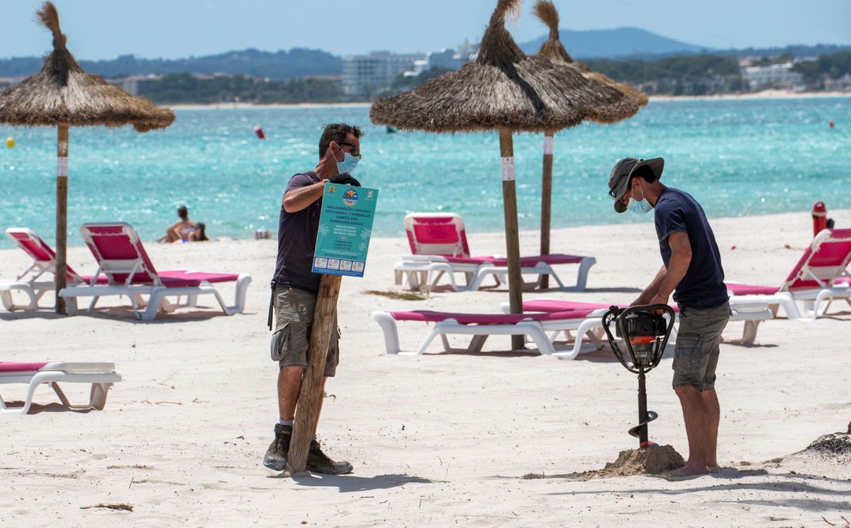 La llegada de turistas extranjeros a España alcanza un nuevo mínimo en el primer semestre de 2021 |  Economía y Negocios