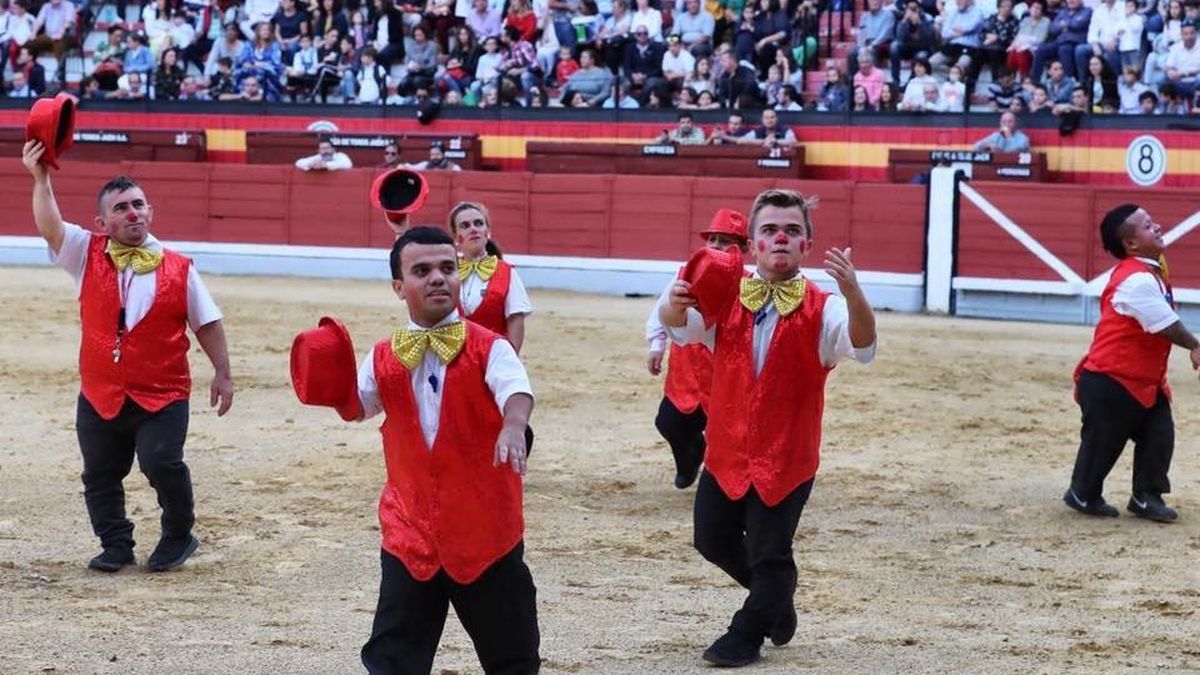 España pide la prohibición de espectáculos taurinos enanos para 'insultar' a personas con discapacidad |  la sociedad