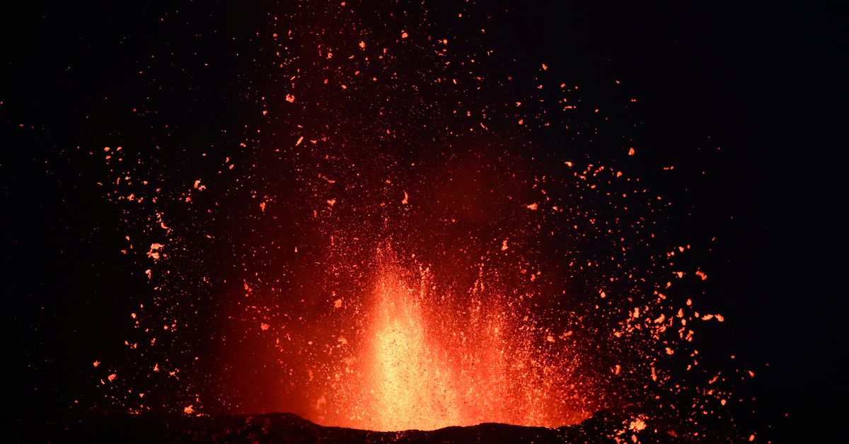 No se vislumbra un final para la erupción volcánica en la Palma de España - Presidente de las Islas Canarias