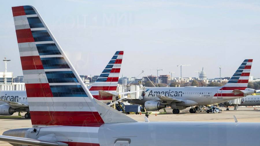 Última actualización de noticias: el presidente de American Airlines, Doug Parker, se jubila y cede el puesto principal a Robert Isom