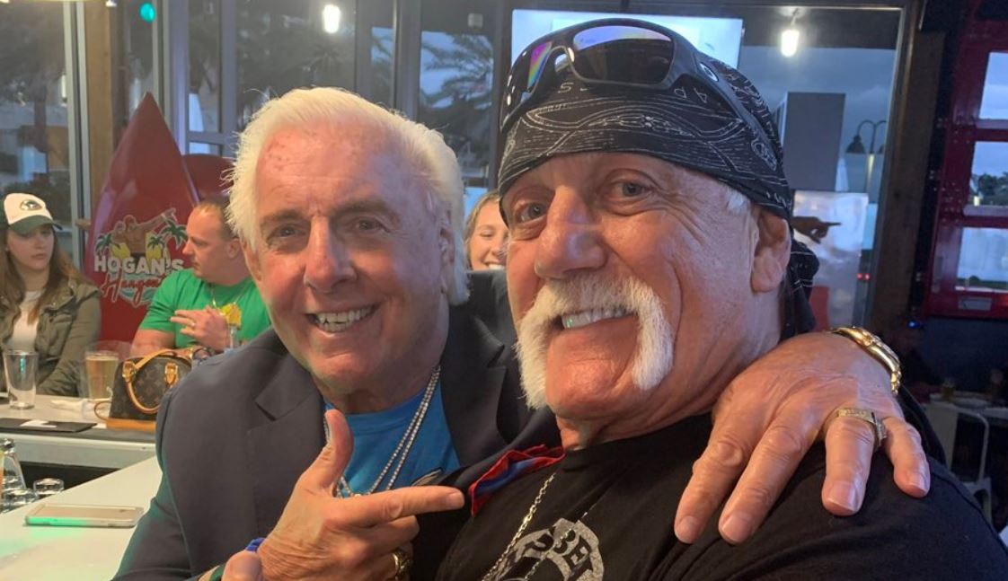 Hulk Hogan nombró a sus 3 mejores "luchadores más grandes de todos los tiempos" durante fiestas