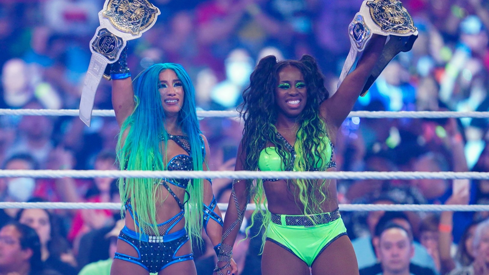 Actualización sobre cuándo expirarán los contratos de WWE de Sasha Banks y Naomi