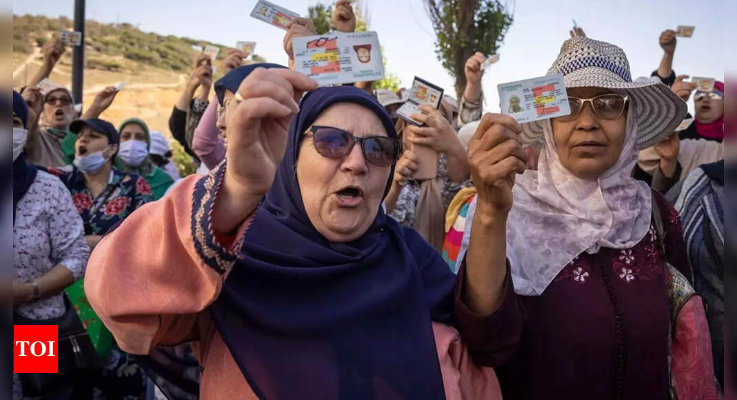 España: España reabre parcialmente enclaves para trabajadores marroquíes