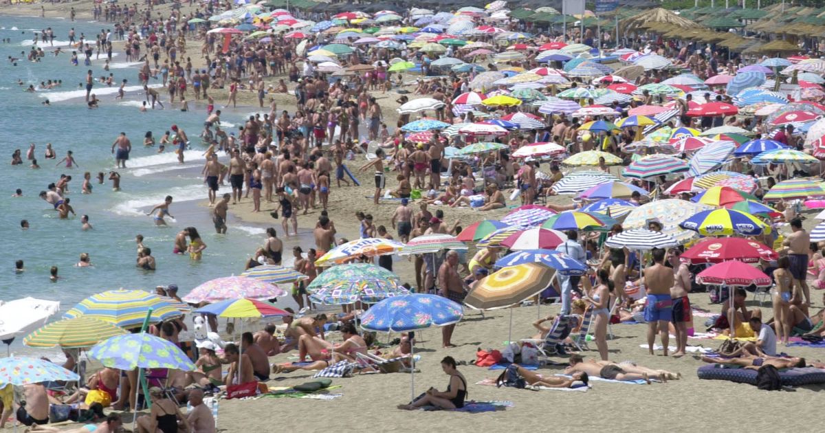 Advertencia de vacaciones a medida que las temperaturas se disparan en España a 43 ° C