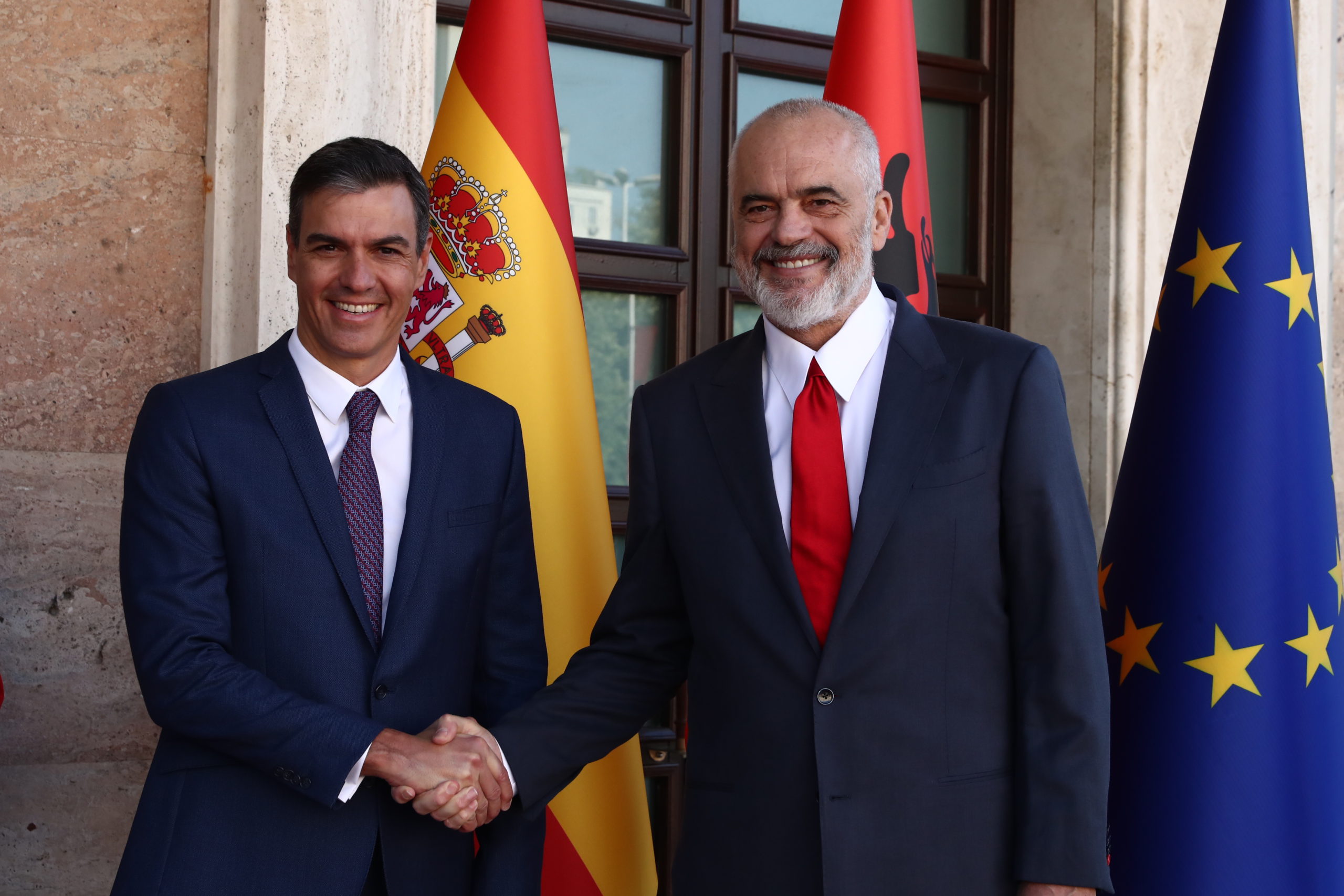 El presidente del Gobierno de España concluye su gira por cinco países balcánicos