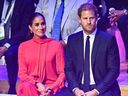 Meghan, duquesa de Sussex, y el príncipe Harry, duque de Sussex, asisten a la cumbre anual One Young World en Bridgewater Hall en Manchester, noroeste de Inglaterra, el 5 de septiembre de 2022. 