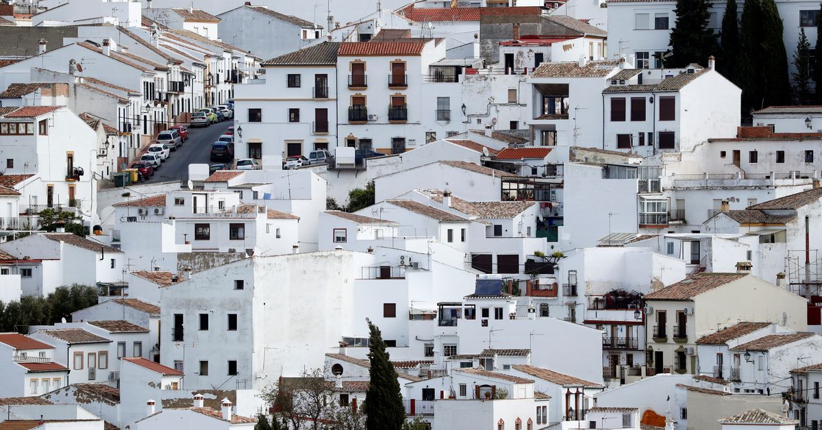 España espera aprobar medidas de alivio hipotecario en los bancos a finales de semana