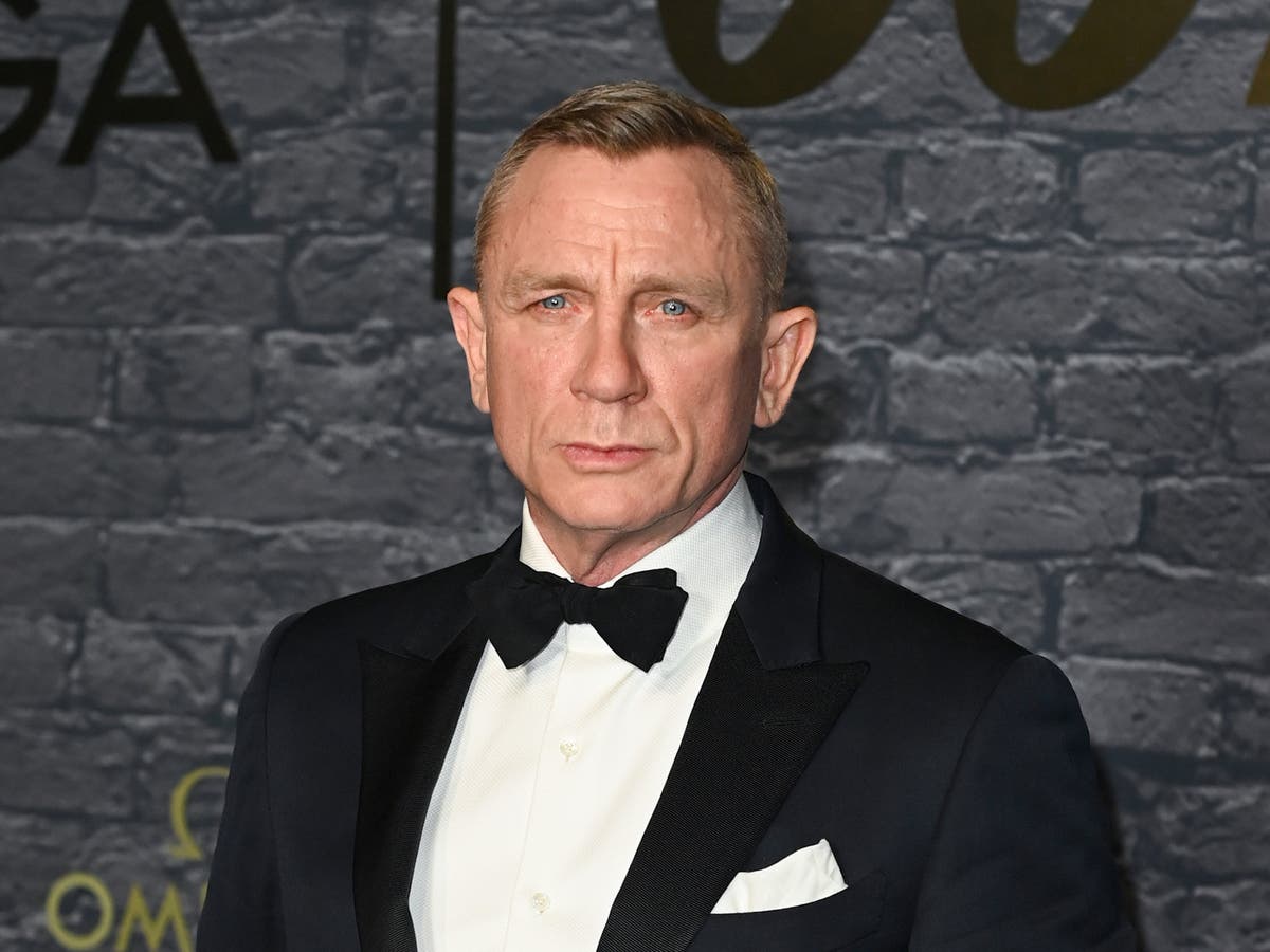 Glass Onion: Daniel Craig dice que la relación gay de Knives Out 'refleja mi vida'